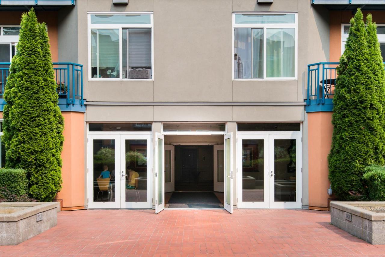City Water View Oasis With Pool & Gym Near Cruise In Heart Of Seattle Kültér fotó